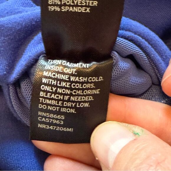 Zella To The Max Blue Marine Perforated Mid Rise Crop Leggings Size XS - Picture 9 of 10